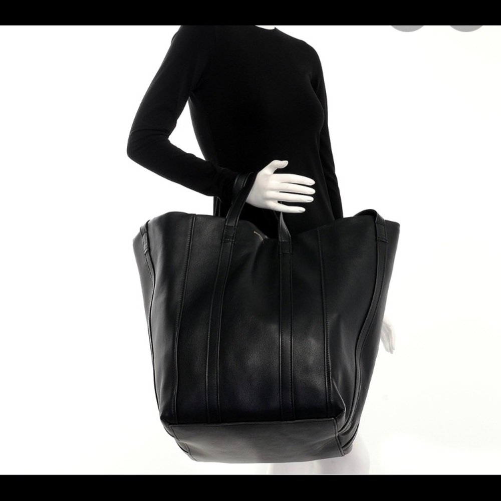 Balenciaga Cabas  Laundry tote